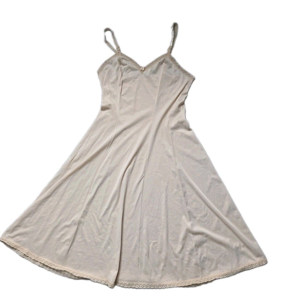 Vintage Sears The Doesn’t Slip Beige Nylon Lace Trim Full Slip Sz 34 GUC